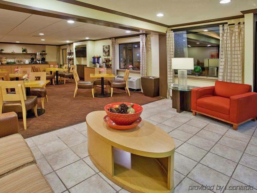 Spark By Hilton Savannah Midtown Luaran gambar